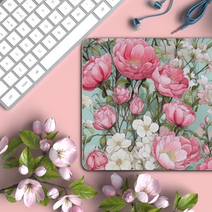 Wildflower Mousepad, Spring Summer Desk Decor Floral Nature Mouse Pad, Botanical Roses Vintage Coquette Romantic Cute Mousepad Gift
