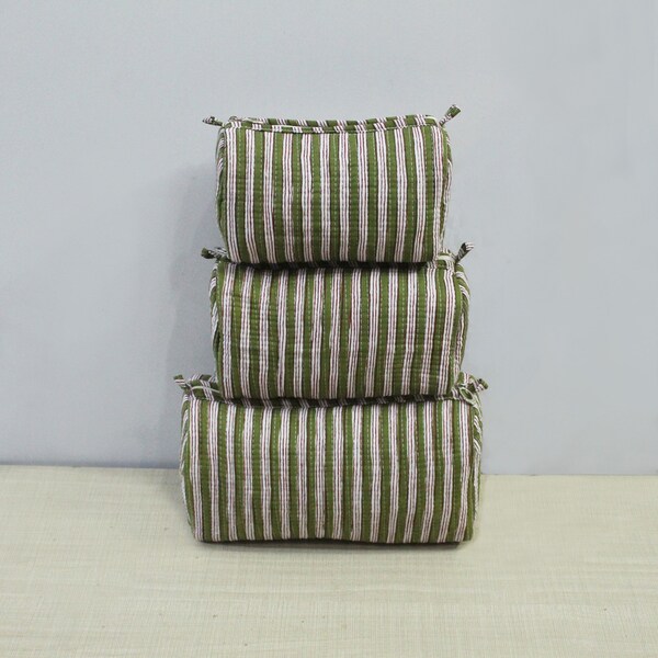 Set of 3 Travel Toiletry Pouches Green Stripes