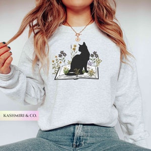 Bookish Cat Sweatshirt, Book Lover Sweater, Gift for Cat Lover, Floral Cat Book Shirt, Librarian Gifts, Teacher Gifts, Floral Cat Sweatshirt