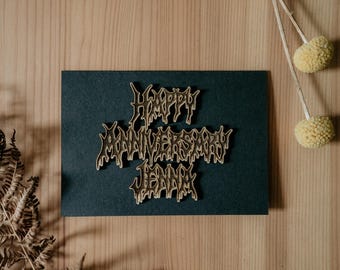 Tarjeta de felicitación personalizada de aniversario de death metal (A6), regalo de madera grabado para San Valentín, pareja, emo, gótico, nu metal, boda, amor.