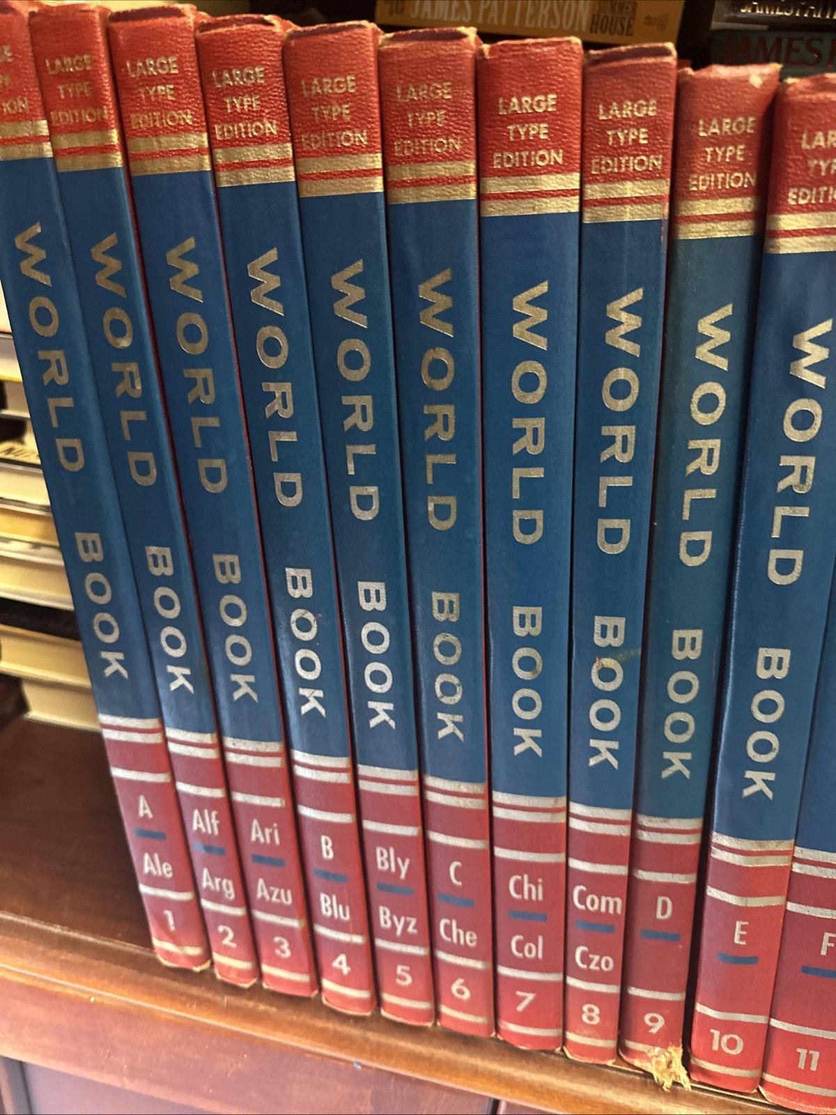 Rare 1964 World Book Encyclopedia LARGE TYPE Edition Comp. 30 Vol