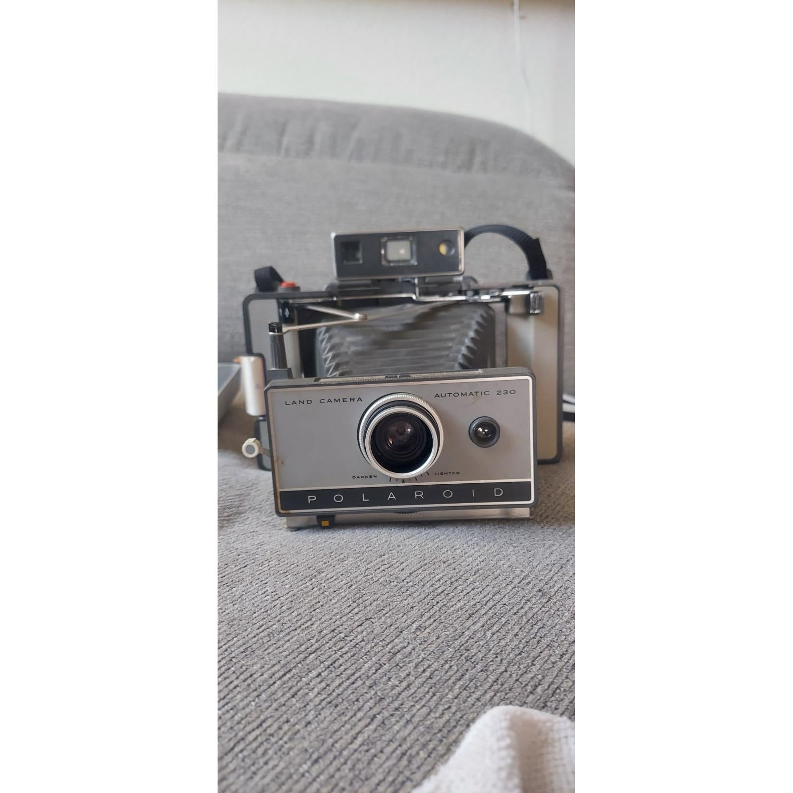 Polaroid 230 Land Camera - Etsy