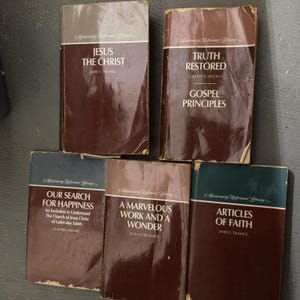 Libri di riferimento per i missionari LDS - Cinque volumi dei dirigenti della Chiesa 1983