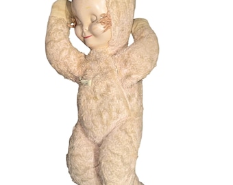 Muñeca Knickerbocker - Cara de goma rosa, cuerpo de felpa suave. Muñeca de los años 50.