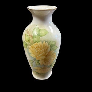 Vintage 20th Centry Hand Painted Porcelain Vase Art Nouveau Style Signed Ruth Houston