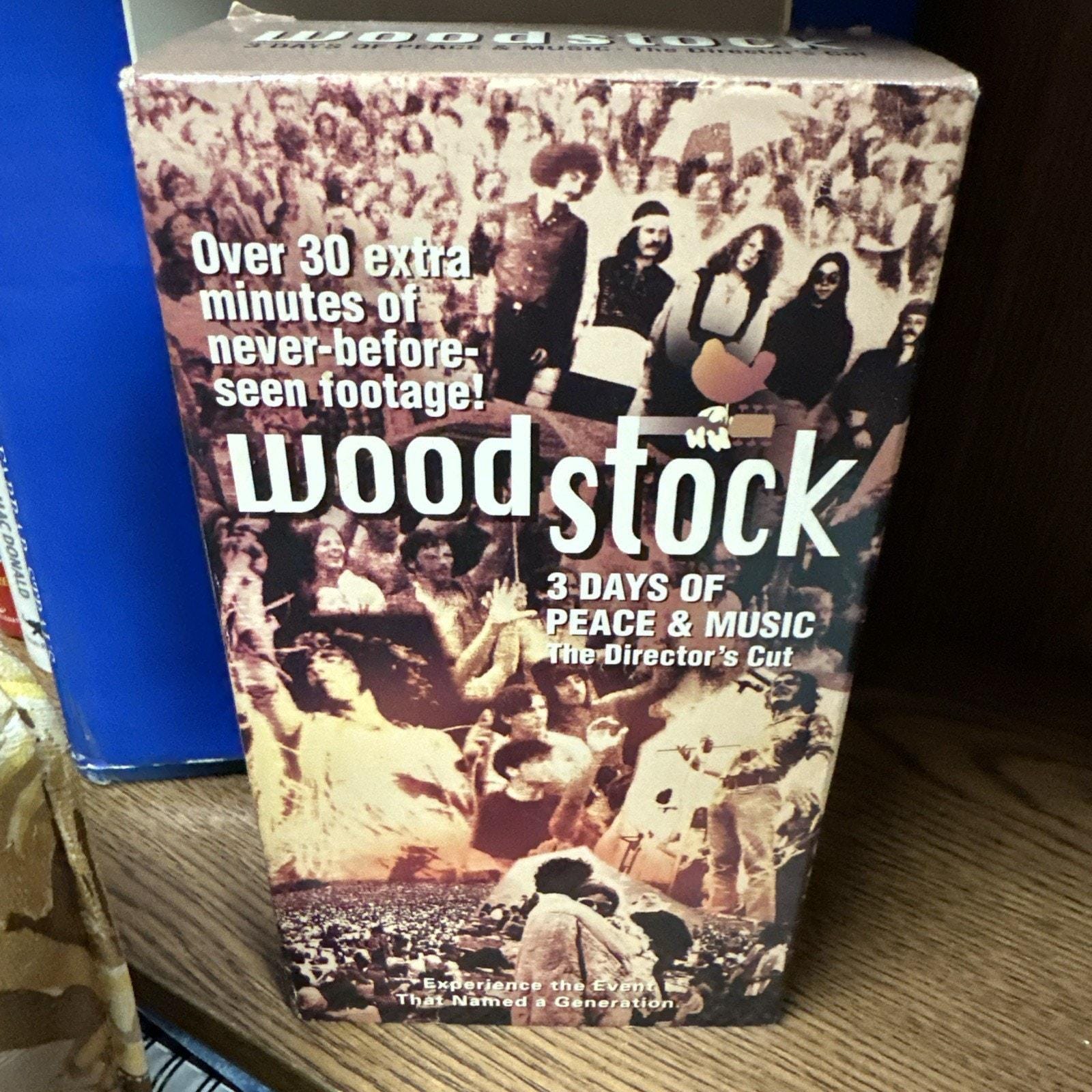 Woodstock 1969 VHS Tape, Peace & Music (directors Cut, Extra