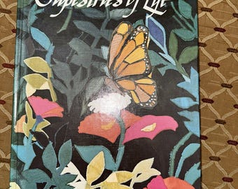 Vintage Tapestries of Life Book – 1974 1st Edition, Illustrated Hardcover