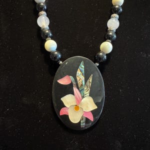 vintage Lee Sands onyx abalone necklace