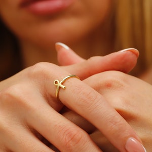 Ankh Cross Ring: Dainty 925 Sterling Silver