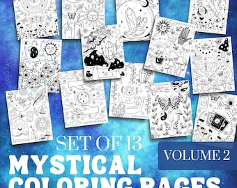 Może przedstawiać: Zestaw 13 mistycznych kolorowanek, tom 2, z szczegółowymi czarno-białymi ilustracjami ciał niebieskich, grzybów, kryształów, dłoni, motyli i innych mistycznych elementów. Widoczny jest tekst "Natychmiastowe pobieranie".