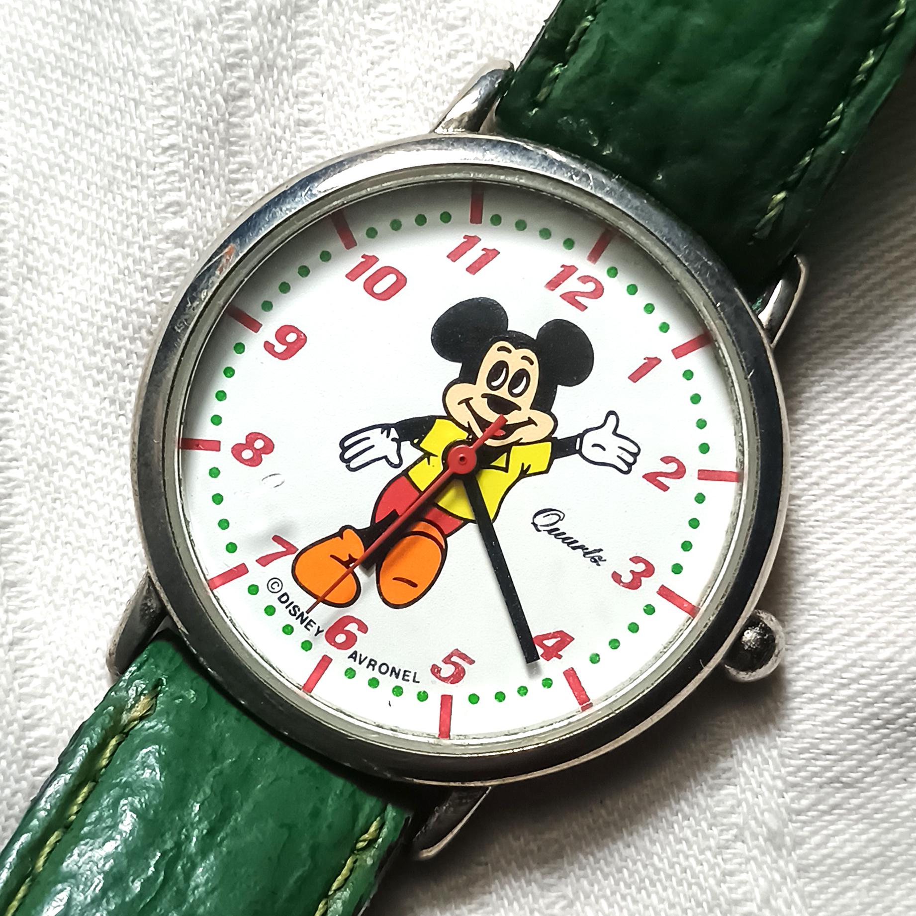 VERY RARE Vintage Mickey Mouse Watch: Avronel Exclusif, Green