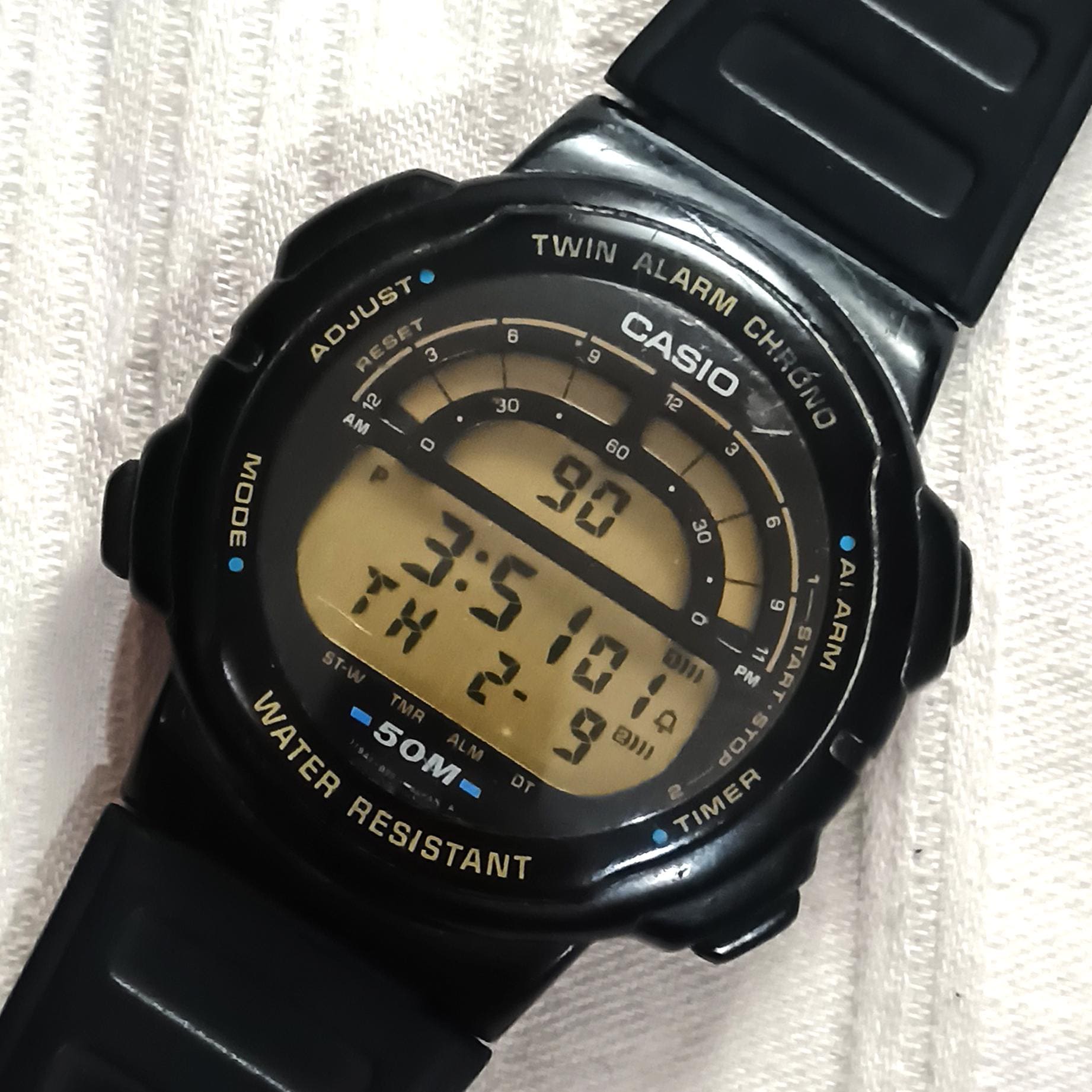 Vintage Casio W-95 Digital Watch – 30 Lap Memory, Twin Alarm - Etsy