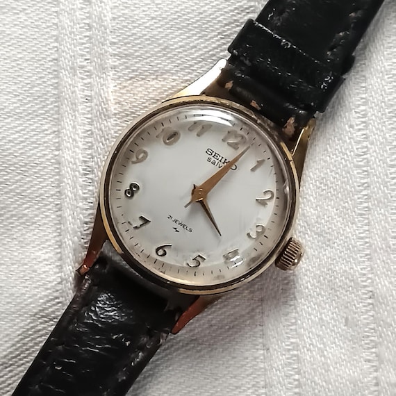 Vintage 1968 Seiko Salvia Ladies Watch: Gold Plated