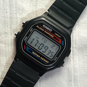 Rarissimo orologio digitale Casio F-99W vintage del 1990 - Il Santo Graal della serie F - Condizioni perfette - Rara grafica geometrica del quadrante