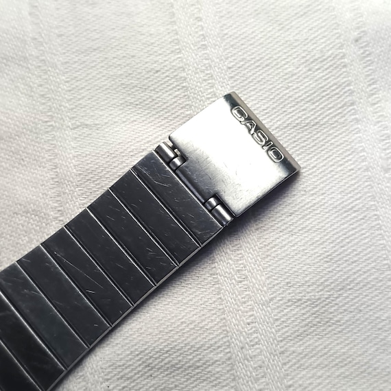 Casio Data Bank DBC-611G Watch – Retro 90s Illumi… - image 11