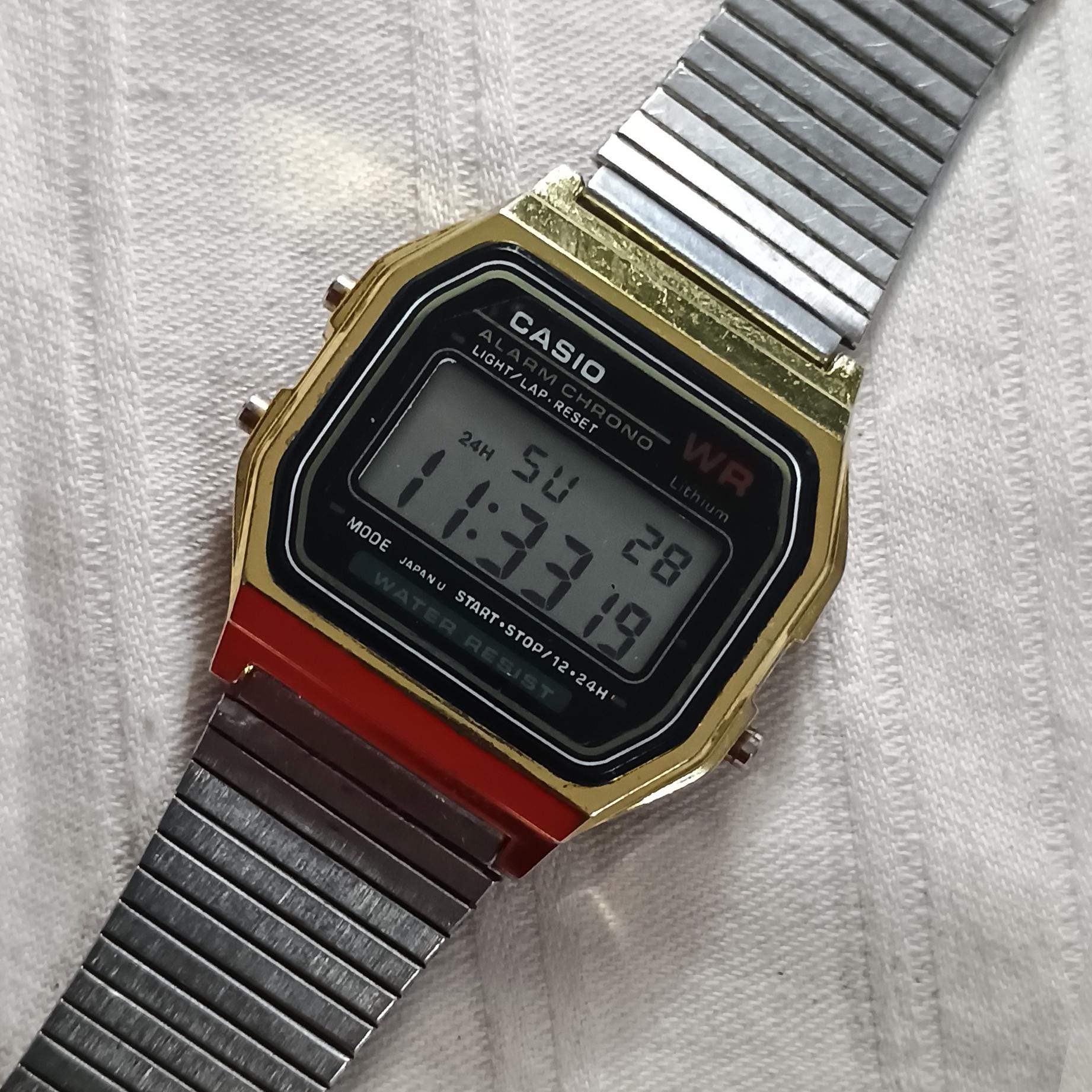CASIO デジタル ウォッチ ゴールド 593 A159W JAPAN 腕時計 Casio vtg