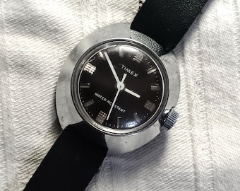 Vintage 1960s TIMEX Dress Watch, Black Dial, Mechanical Wind