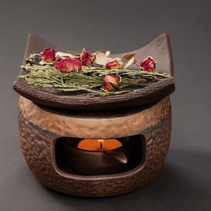 Quemador de aceite de cerámica hecho a mano: difusor de aromaterapia rústico y portavelas, para rituales de spa en casa.