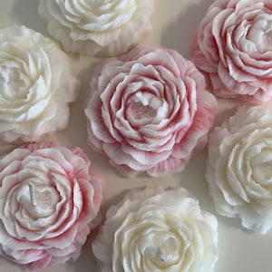 SZARI Cuore Elastico ~ Fiore di Peonia | Candela | Candela Profumata | Candela a Forma di Fiore | Fatta a Mano | Candela