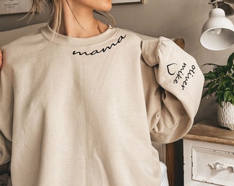 Felpa personalizzata, felpa personalizzata per mamma con nome del bambino sulla manica, regalo per lei, felpa regalo per mamma, regalo di Natale per la mamma,