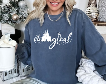 Comfort Colors® Magisches Sweatshirt, Disneys magisches Sweatshirt, Schloss Sweatshirt, Disney Sweatshirt, Disney Urlaub Sweatshirt