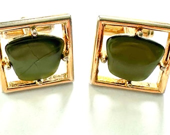 Mens 80's Vintage Sarah Coventry Gold Tone square framed Green Onyx set Cuff links , slight flaw ?