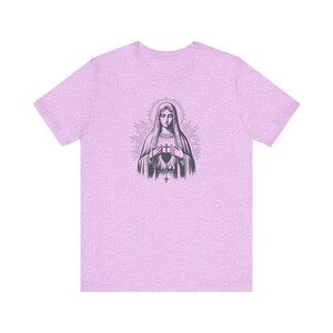 Our Lady of Fatima Catholic T-Shirt: Virgin Mary Graphic Tee for women, Marian devotion Heather Prism Lilac