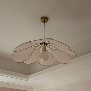 Lampada a petalo, lampada a sospensione chiara, lampadari per sala da pranzo, lampadario in rattan, lampadario a fiori, stanza dei bambini, lampadario in tessuto, rosa