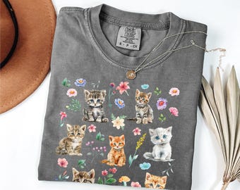 Comfort Colors® Cottagecore Cats Shirt, Floral Vintage Aesthetic Painted Kittens and Pressed Flower Cat Mom Tee, Wildflower Cat Person Gift