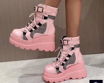 Botas de moto góticas Punk para mujer, botas hasta el tobillo de tacón alto grueso con plataforma, zapatos negros con cuña, novedad de 2024