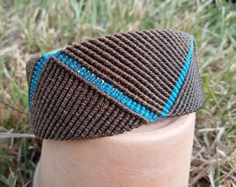 Pyramid Cuff - Men's / Unisex - Micro Macrame