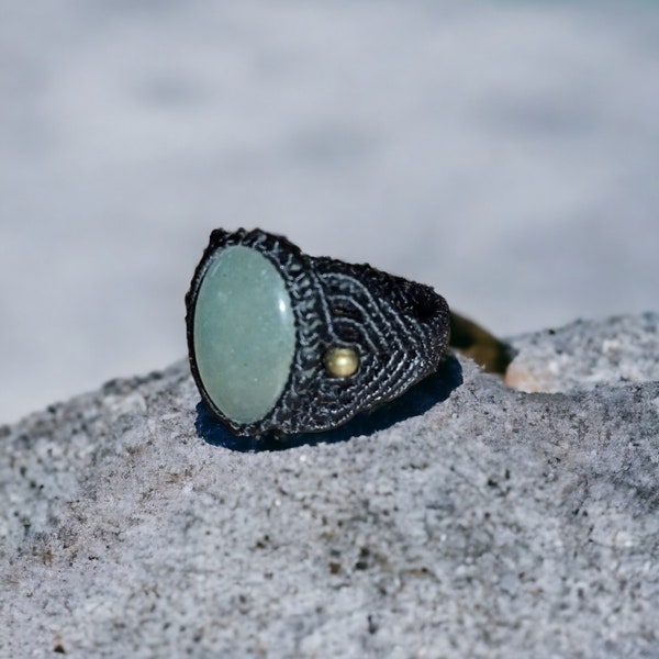 Bague noire et verte en Micro Macramé avec Aventurine Sertie perles laiton