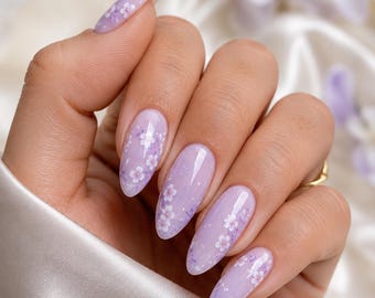 Paquete de uñas color lila lechoso, 5 diseños de uñas de primavera, uñas florales con efecto mármol cromado gelatinoso, descarga digital.