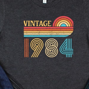 Camiseta gráfica vintage de 1984 con atardecer retro, camiseta retro de 1984, diseño clásico de 1984, recuerdo de cumpleaños de 1984, unisex
