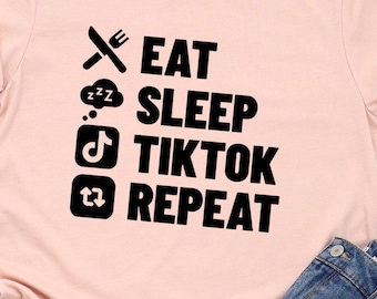 TikTok愛好家向けTシャツ、ソーシャルメディアTシャツ、面白いアイコンシャツ、トレンドのグラフィックTシャツ、Z世代へのギフト