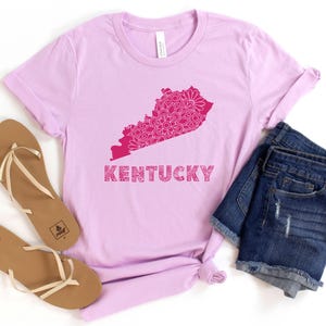 Kentucky Mandala Design Tee, Unisex Jersey T-Shirt mit Kentucky State Art, Südlicher Stil, Geschenk für Kentucky-Liebhaber, Sommermode
