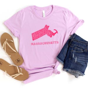 Massachusetts Mandala Design Tee, Unisex Jersey T-Shirt mit Massachusetts State Art, Geschenk für Massachusetts Liebhaber, Sommermode