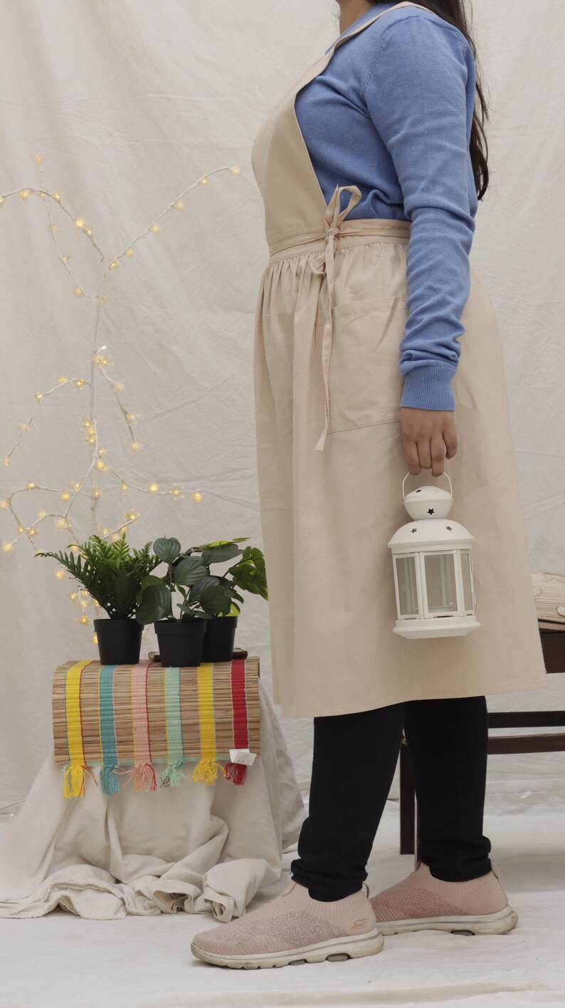 Protect Your Clothing With Style Versatile Apron for Home Chefs ...