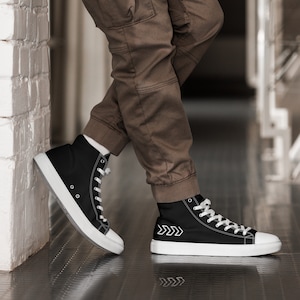 Vintage Style Men&#39;s Sneakers Durable High Top Walking Shoes Trendy High Top Streetwear Shoes Casual Lace-Up High Top Sneakers