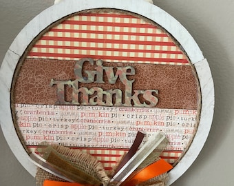 手作りのデコパージュ「Give Thanks」丸型壁飾りビーズサイン