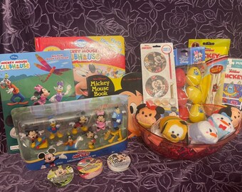 新しいディズニー ミッキーマウス クラブハウス イースターバスケットブック ぬいぐるみ ツムツム ぬり絵