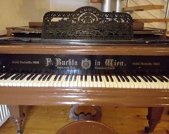 Grand piano from 1880