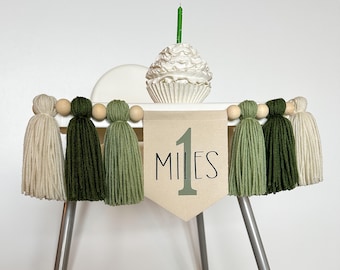 Personalized 1st Birthday Highchair Banner, Customized Yarn Tassel Garland, 1 Party Decor, Cake Smash High Chair Banner, Birthday Photo Prop