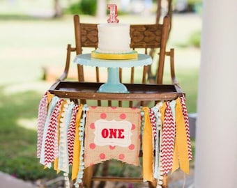 Circus 1st Birthday Highchair Banner, Vintage Carnival First Bday High Chair Garland, Circus Smash Cake Decor, One Year Old Custom Banner