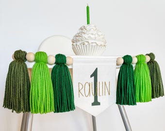 Personalized 1st Birthday Highchair Banner, Customized Yarn Tassel Garland, 1 Party Decor, Cake Smash High Chair Banner, Birthday Photo Prop