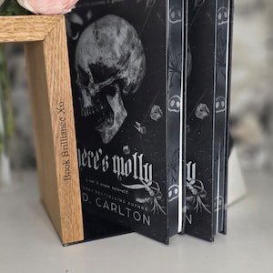 H.D Carlton | Where&#39;s Molly? | Hardback and Paperback | Cat & Mouse Spin Off | Custom Made | Sprayed Edge Books
