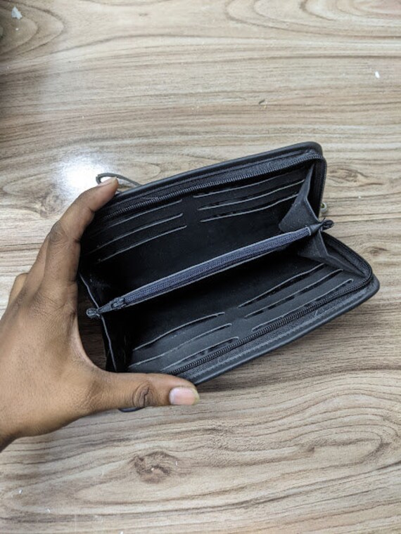 Stylish Cowhide Wallets- Unleash Your Wild Side With Genuine