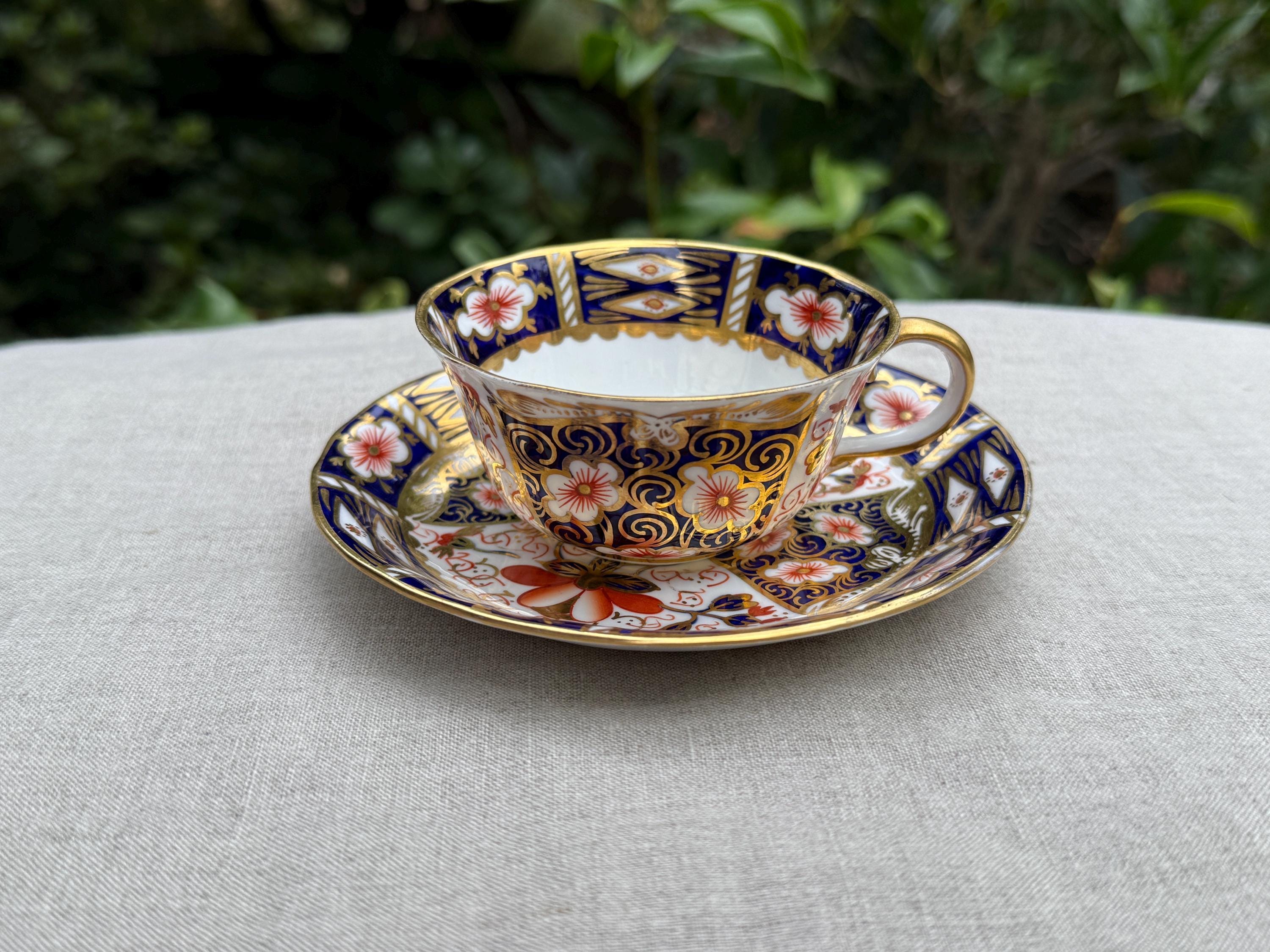 希少なアンティークロイヤルクラウンダービーのオールドイマリティー