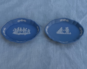 Vintage Wedgwood Jasperware, a pair of oval shape classic Wedgwood blue trinket dishes