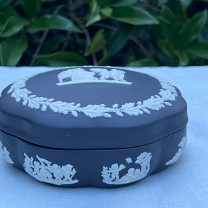 Wedgwood Jasperware Black Basalt Dresser Jewelry Trinket Box